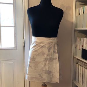 NWOT Rip Skirt Hawaii Wrap Skirt
